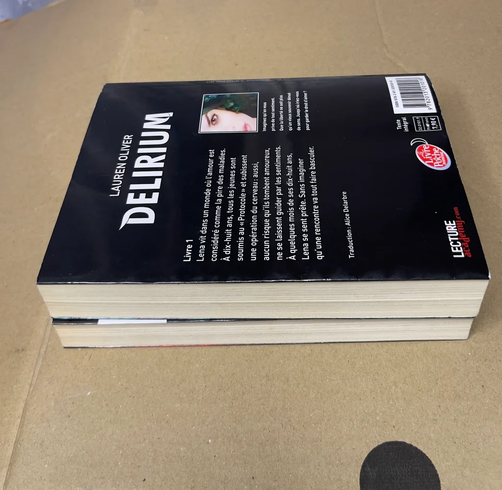delirium libro Tomo 1 y 2 de Lauren Olivier – photo 4